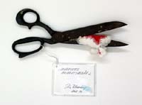 Verletzte Arbeitsgeräte (Schere)